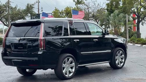 2020 Cadillac Escalade Premium Luxury