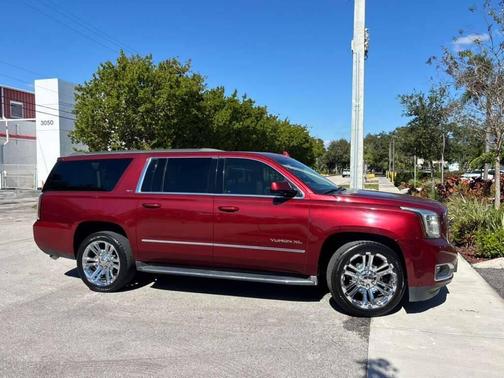 2016 GMC Yukon XL SLT