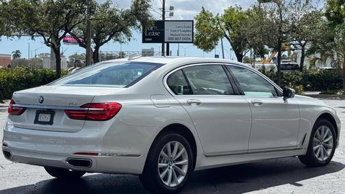 2017 BMW 740 740i 4dr Sedan