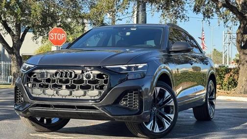 2025 Audi Q8 55 Premium