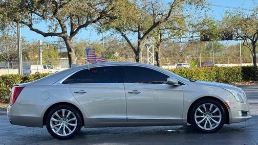 Silver Coast Metallic 2015 Cadillac XTS Luxury