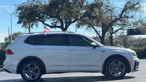 2019 Volkswagen Tiguan 2.0T SEL R-Line