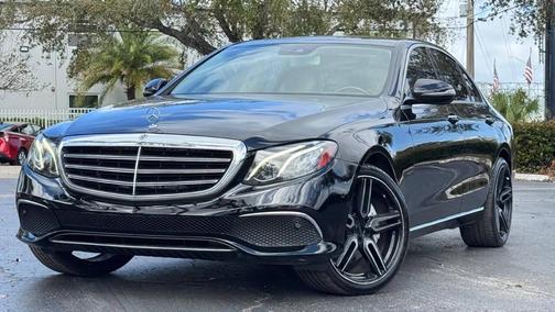 Black 2017 Mercedes-Benz E-Class E 300 4dr Sedan Sedan