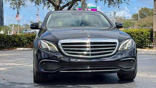 2017 Mercedes-Benz E-Class E 300 4dr Sedan