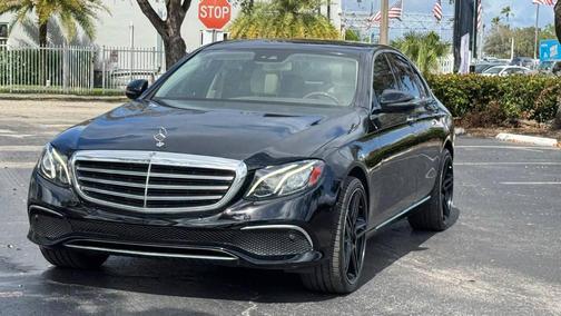 2017 Mercedes-Benz E-Class E 300 4dr Sedan