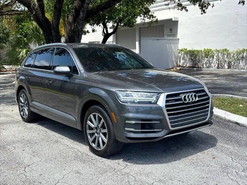 2019 Audi Q7 55 Premium Plus