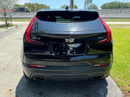 2021 Cadillac XT4 Luxury