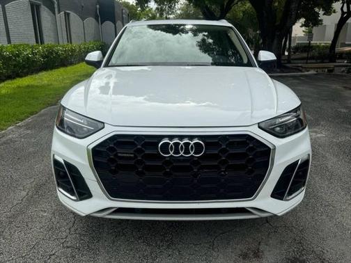 2022 Audi Q5 45 S line Premium Plus