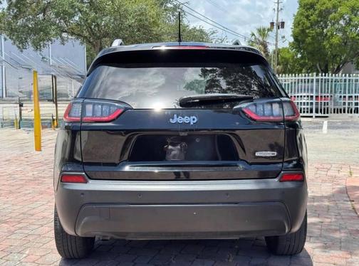 2021 Jeep Cherokee Latitude Plus