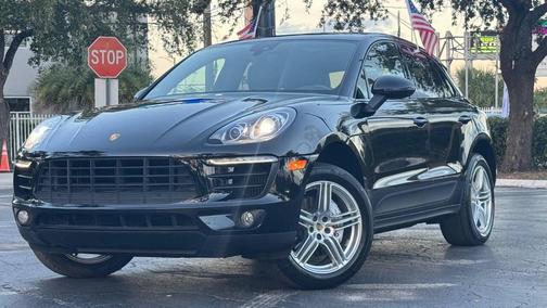 2017 Porsche Macan S
