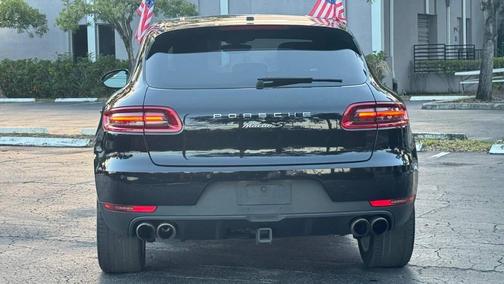 2017 Porsche Macan S