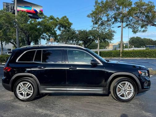 2021 Mercedes-Benz GLB 250 Base