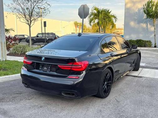 2018 BMW ALPINA B7 750i xDrive AWD 4dr Sedan