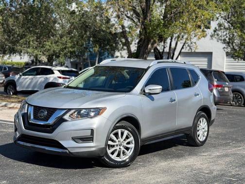 2020 Nissan Rogue SV