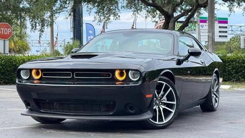Pitch Black Clearcoat 2023 Dodge Challenger R/T