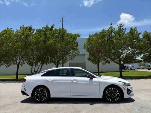 2024 Kia K5 GT-Line
