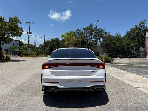 2024 Kia K5 GT-Line