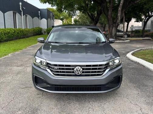 2020 Volkswagen Passat 2.0T R-Line