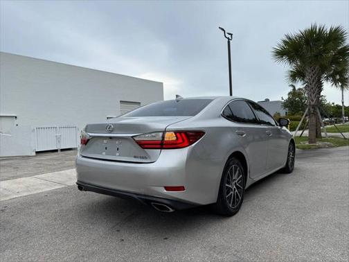 2016 Lexus ES 350 Base