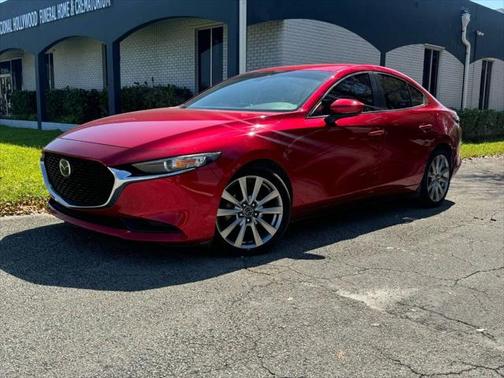 2019 Mazda Mazda3 FWD w/Preferred Package