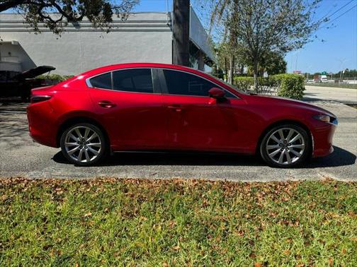 2019 Mazda Mazda3 FWD w/Preferred Package