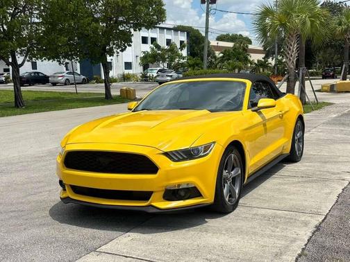 Triple Yellow Tri-Coat 2016 Ford Mustang V6