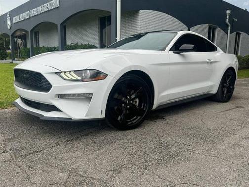 2021 Ford Mustang EcoBoost