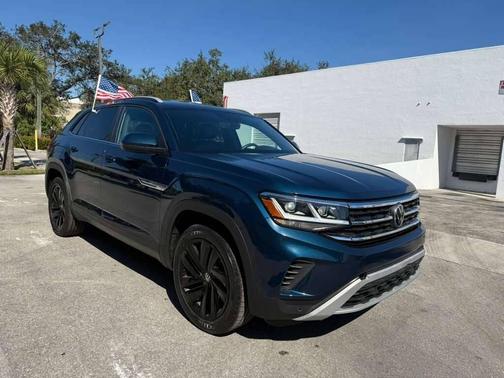 2022 Volkswagen Atlas Cross Sport 3.6L V6 SE w/Technology