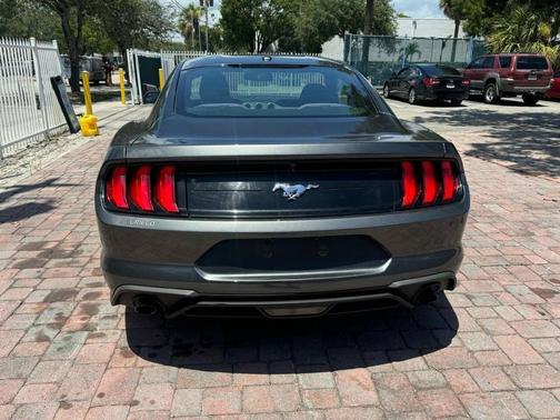 2019 Ford Mustang EcoBoost
