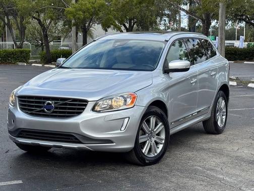 2017 Volvo XC60 T5 Inscription