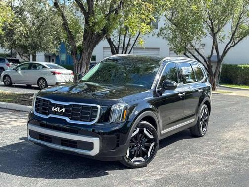 2024 Kia Telluride S