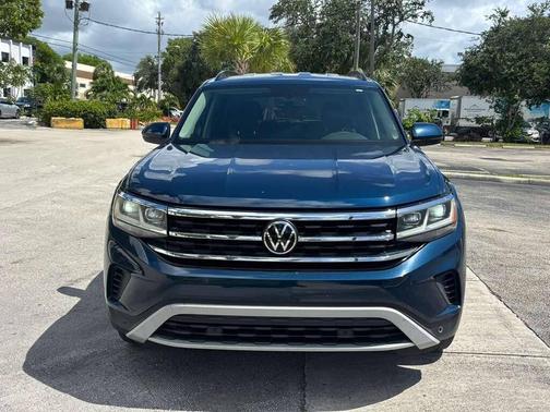 Blue 2021 Volkswagen Atlas 3.6L SE w/Technology