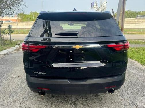 2022 Chevrolet Traverse LS
