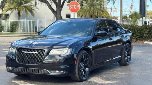 2019 Chrysler 300 S