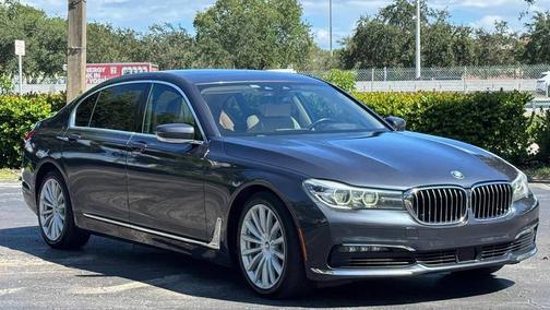 Arctic Gray Metallic 2018 BMW 740 740i 4dr Sedan