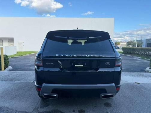 2021 Land Rover Range Rover Sport SE