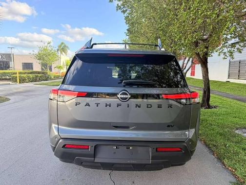 Gun Metallic 2022 Nissan Pathfinder SV 2WD