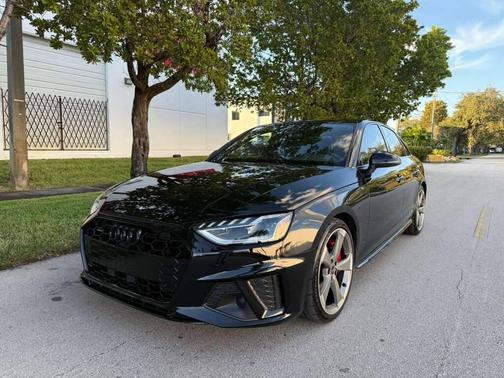 2023 Audi A4 45 S line Premium Plus