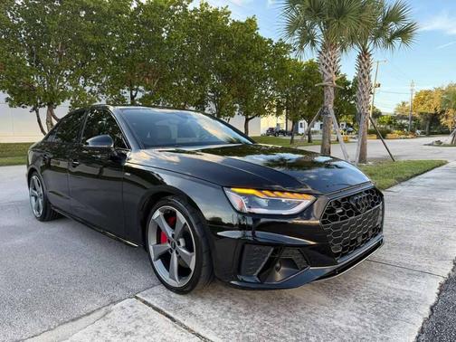 2023 Audi A4 45 S line Premium Plus