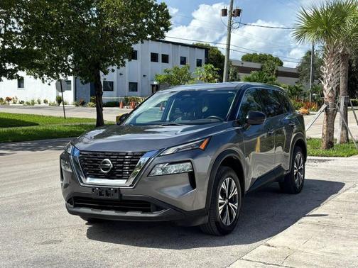 2021 Nissan Rogue SV