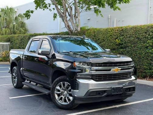 Black 2020 Chevrolet Silverado 1500 LT