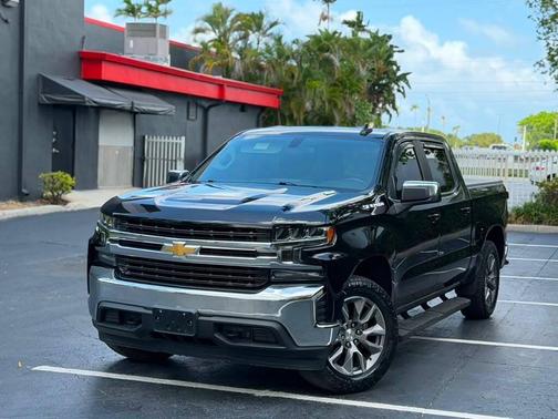 Black 2020 Chevrolet Silverado 1500 LT