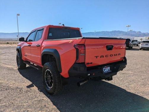 2024 Toyota Tacoma Hybrid TRD