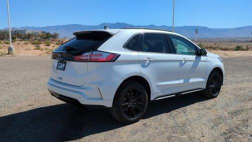 2022 Ford Edge ST-Line