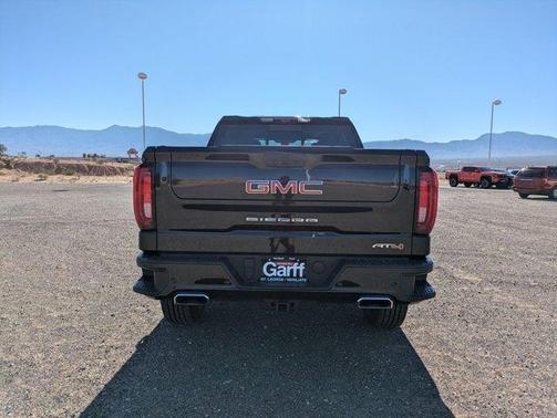 2022 GMC Sierra 1500 Limited AT4