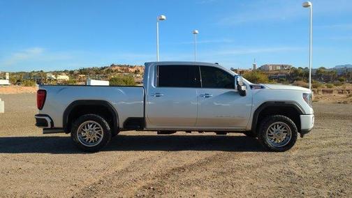 2020 GMC Sierra 2500 Denali