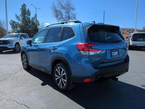 Horizon Blue Pearl 2021 Subaru Forester Limited
