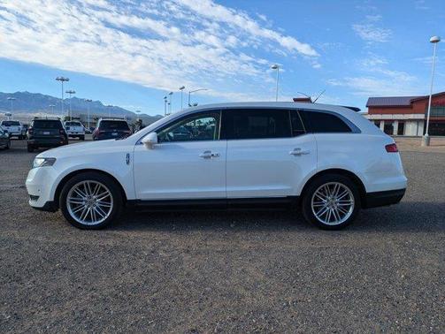 2019 Lincoln MKT Standard