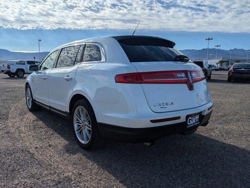 2019 Lincoln MKT Standard