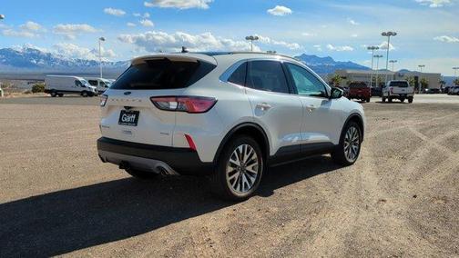2022 Ford Escape Titanium